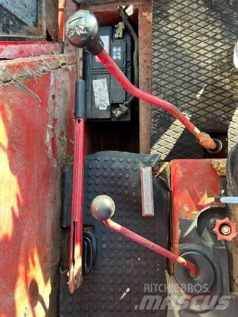 International 955-A Tractoren