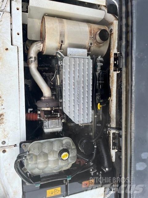 JCB JS145LCD Rupsgraafmachines