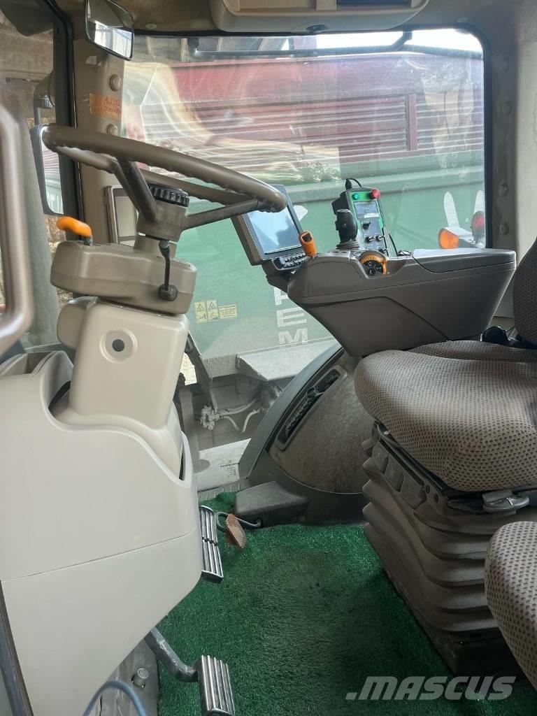 John Deere 7230 R Tractoren