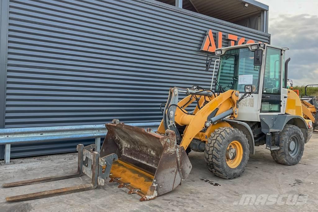 Liebherr L 506 Wielladers