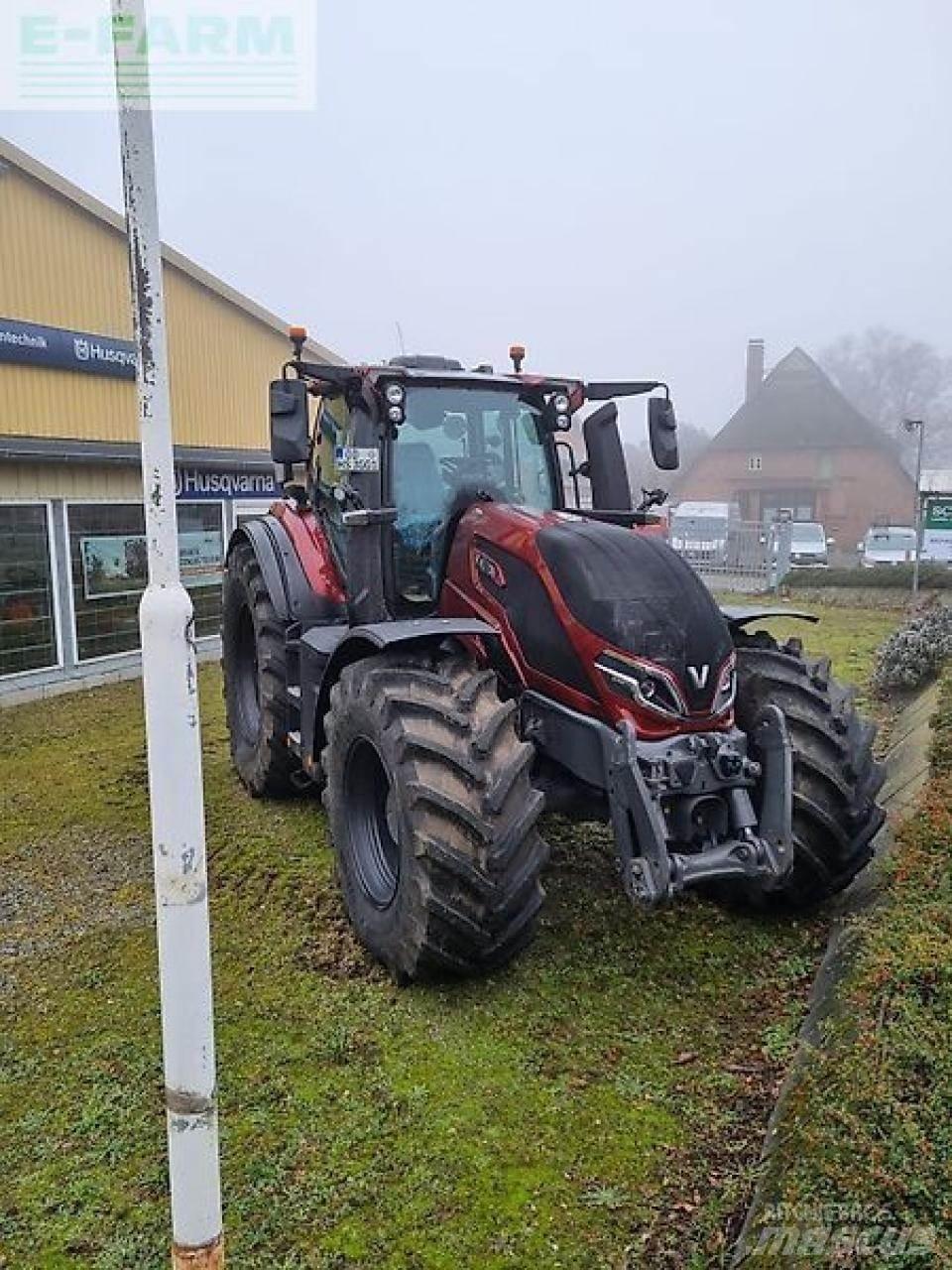 Valtra q 265 Tractoren