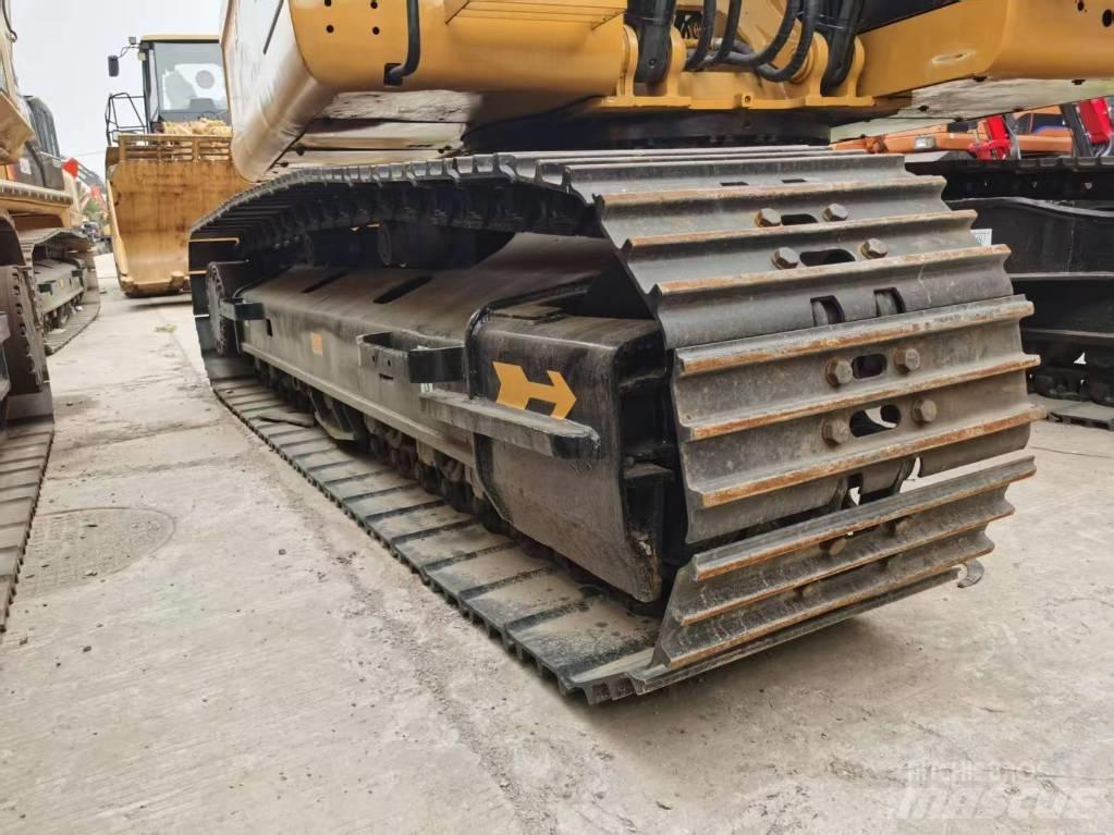 CAT 320 D L Rupsgraafmachines