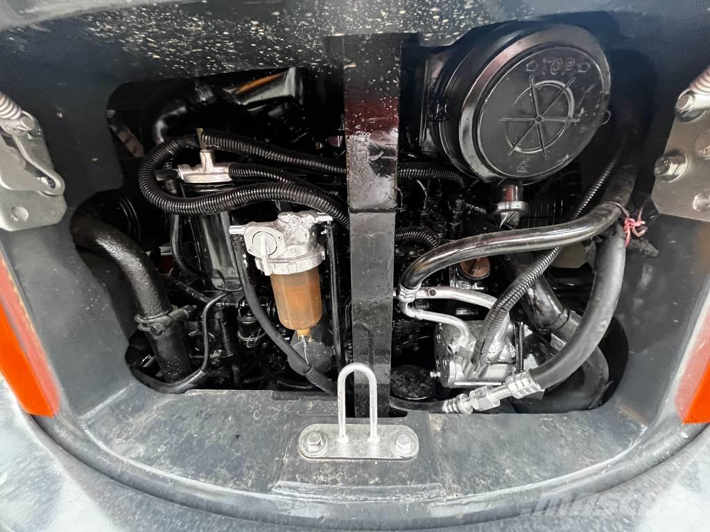 Hitachi ZX 50 U Minigraafmachines < 7t