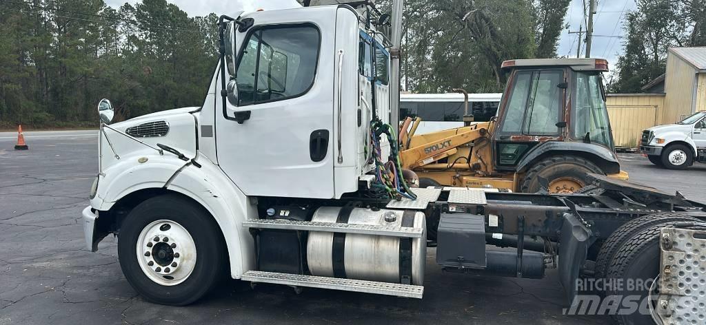 Freightliner M2 112 Trekkers