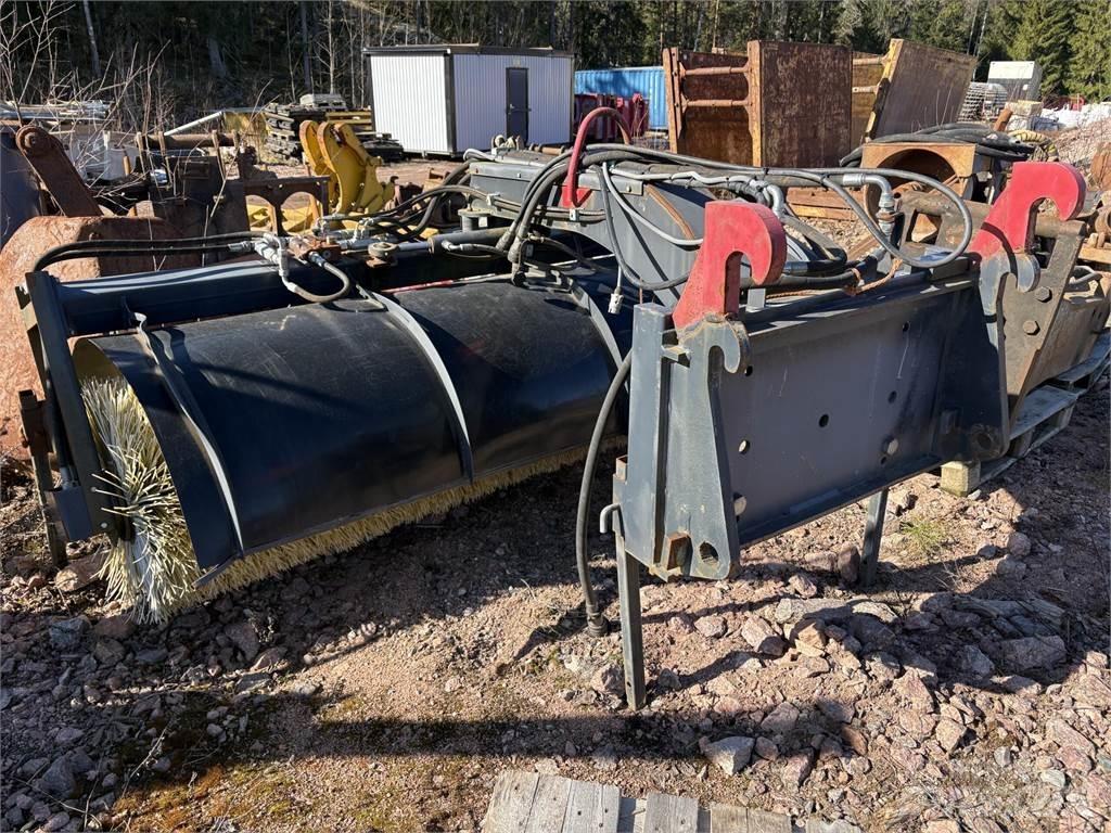Snowstar FLB3000 Veegmachines