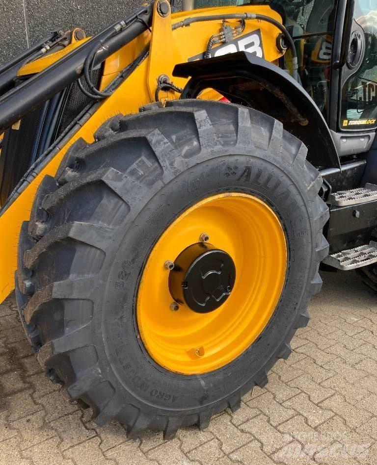 JCB 4 CX Graaf-laadcombinaties