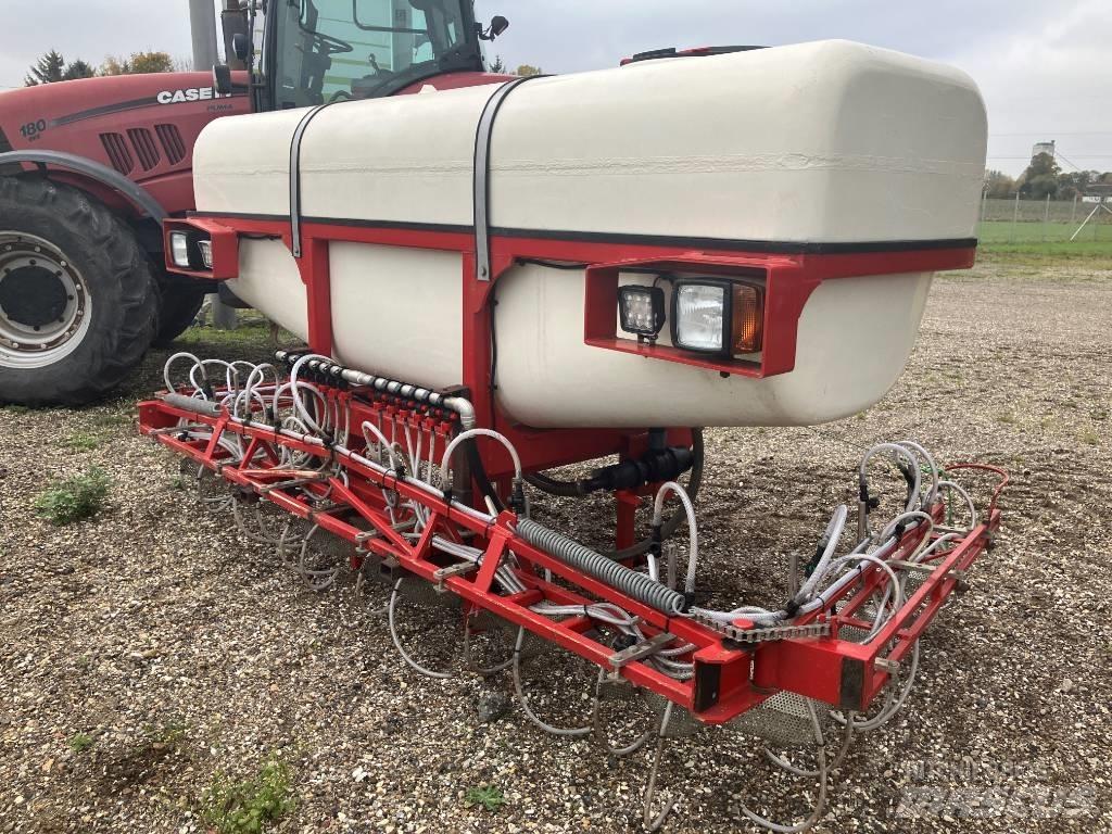  Agrovo 3000 liter Gedragen spuitmachines