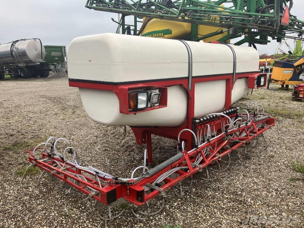  Agrovo 3000 liter Gedragen spuitmachines