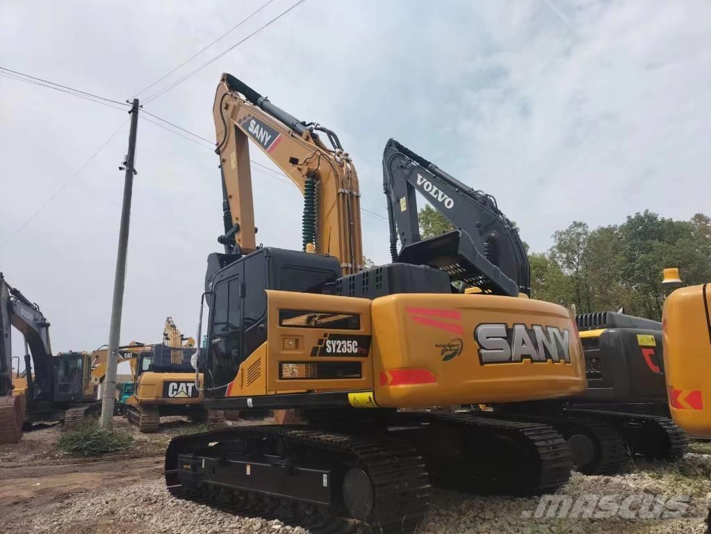 Sany SY 235 Rupsgraafmachines