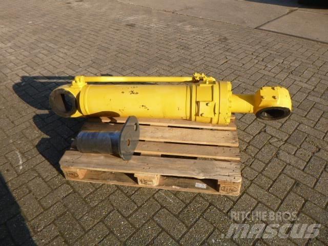 Komatsu WA600 Hydraulics