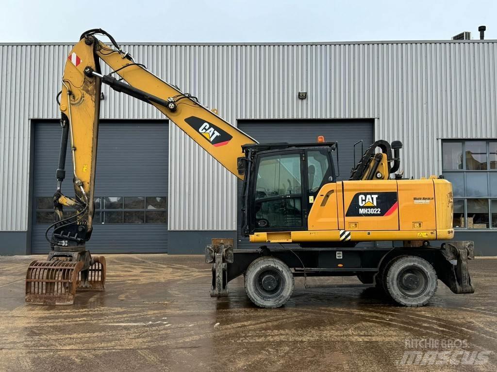 CAT MH3022 Speciale Graafmachines