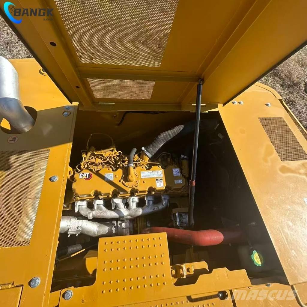 CAT 323 Rupsgraafmachines