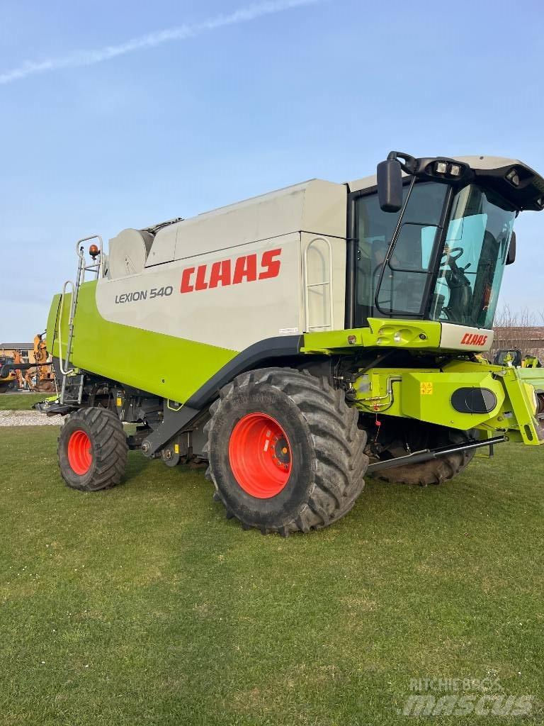CLAAS LEXION 540 Maaidorsmachines