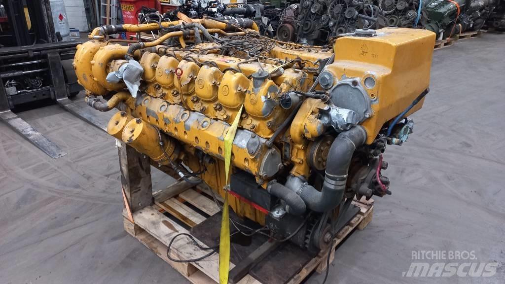 Mercedes-Benz OM404A Motoren