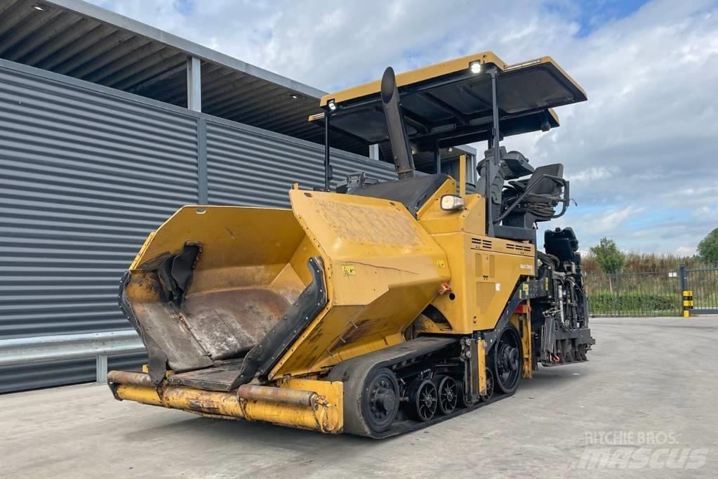 CAT AP555F Asfaltafwerkmachines