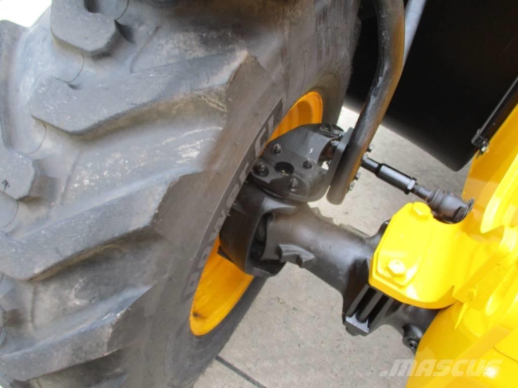 JCB 531-70 5AA (660) Verreikers