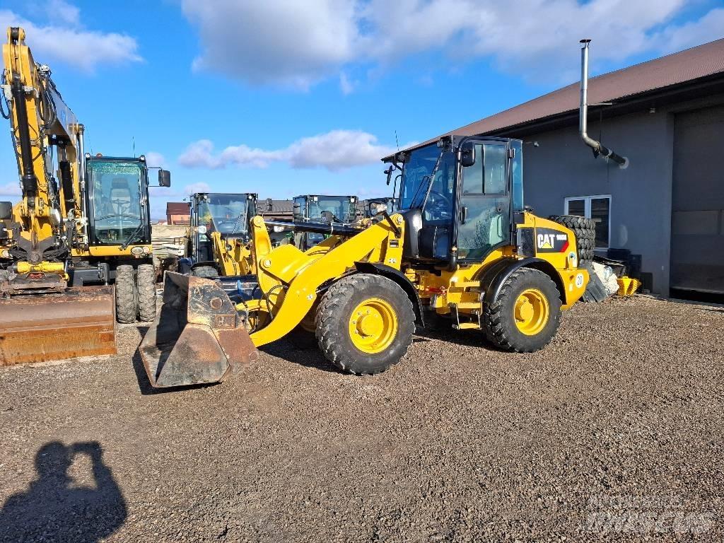 CAT 908M Wielladers
