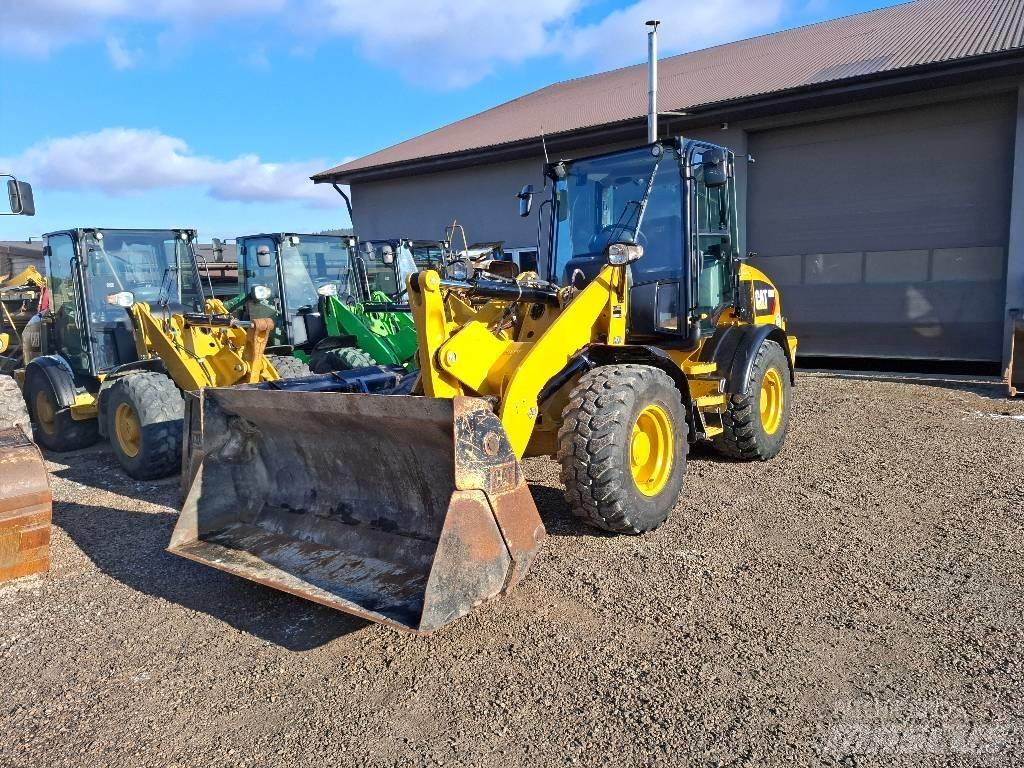 CAT 908M Wielladers