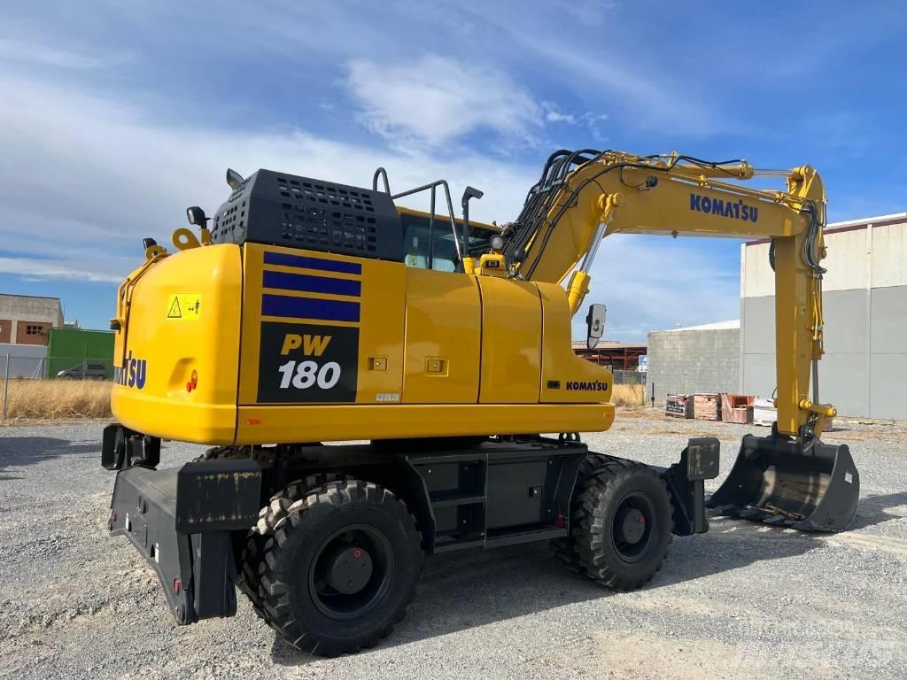 Komatsu PW 180 Wielgraafmachines