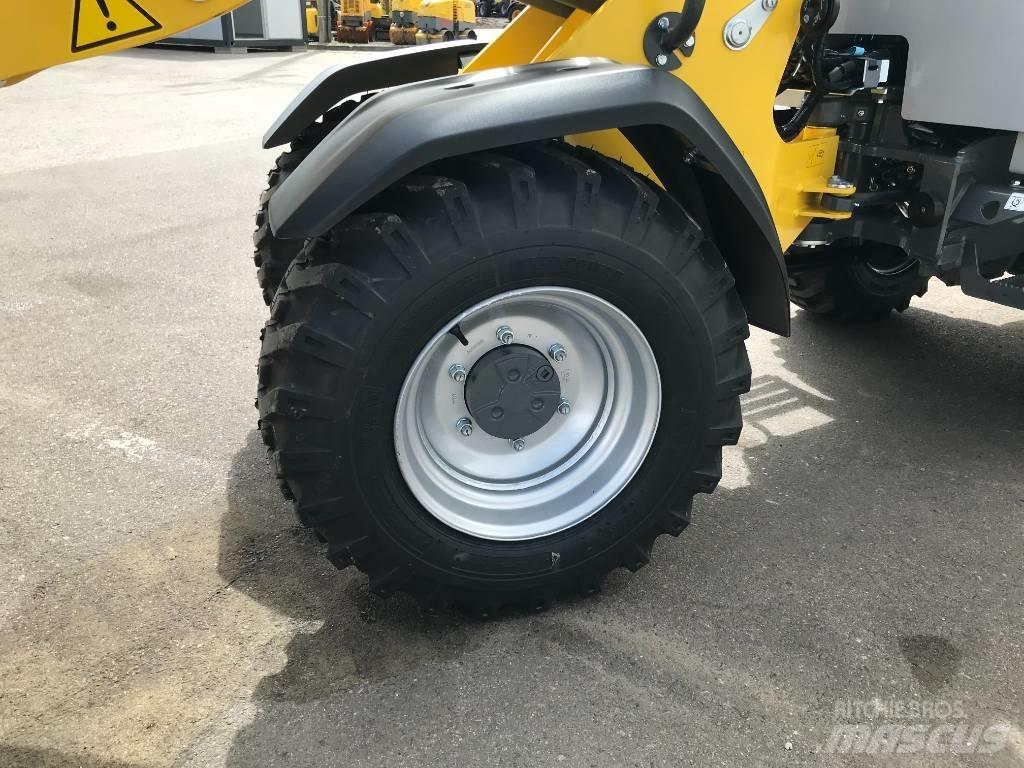Wacker Neuson WL28 Tool-carriers