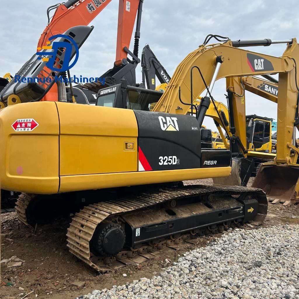 CAT 325D2 Rupsgraafmachines