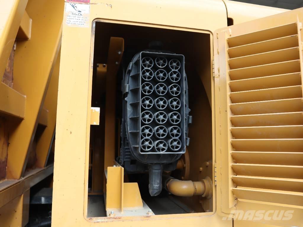 Morooka MST 2200 V D Rupsdumpers