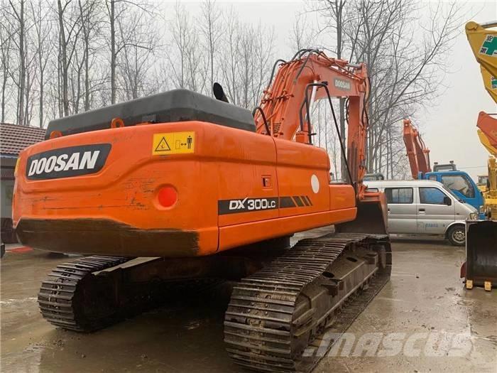 Doosan dx300 Rupsgraafmachines