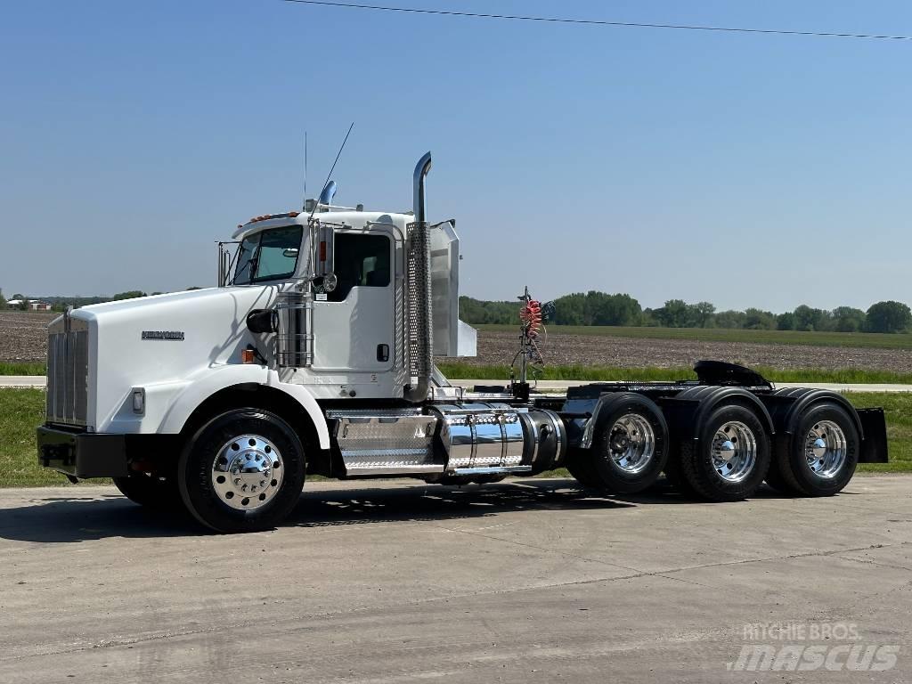 Kenworth T 800 Trekkers