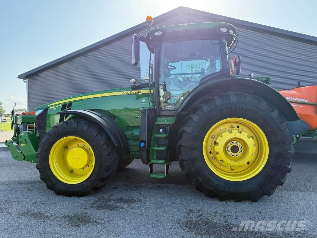John Deere 8400R Tractoren