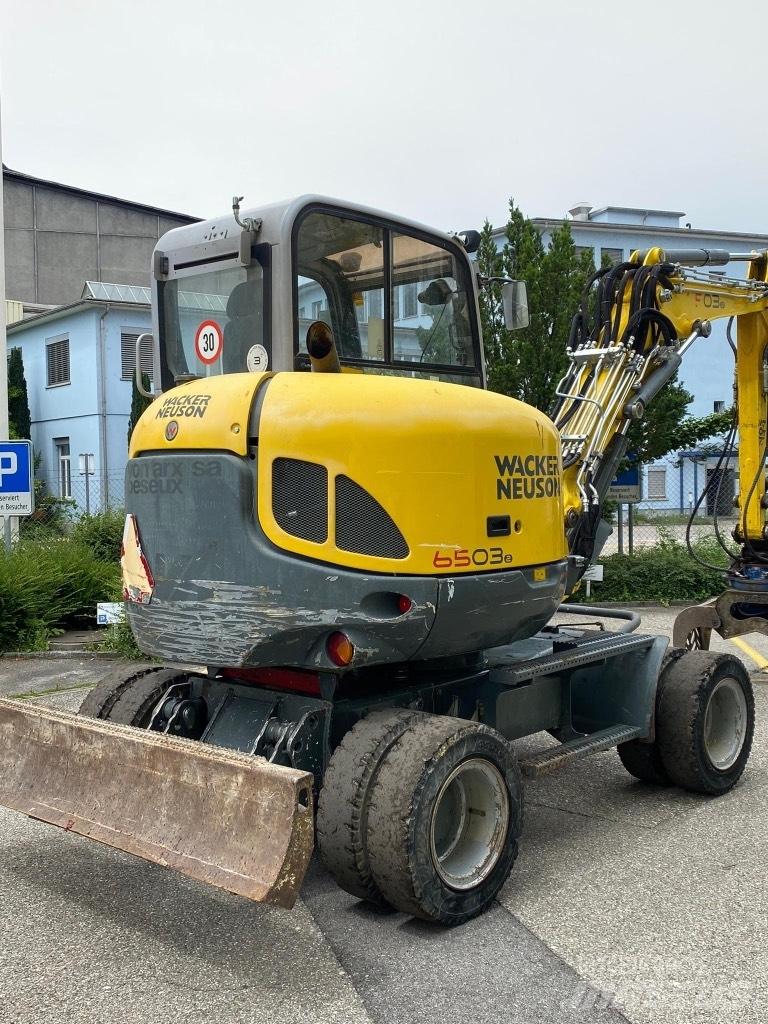 Neuson 6503 WD Wielgraafmachines