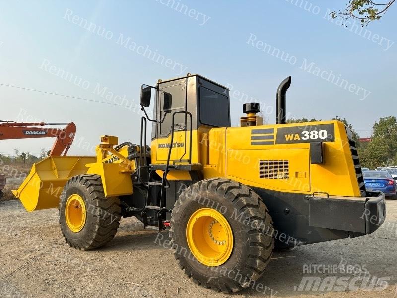 Komatsu WA380 Wielladers