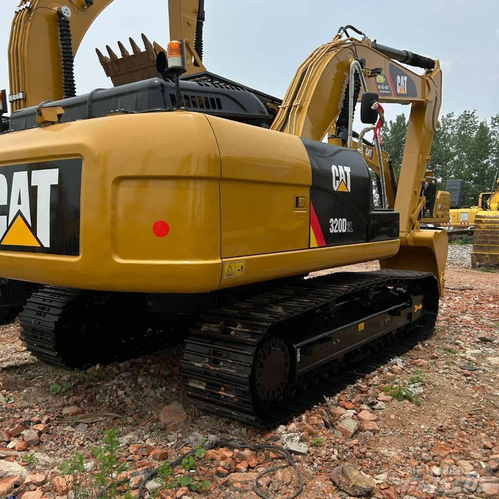 CAT 320D2L Rupsgraafmachines
