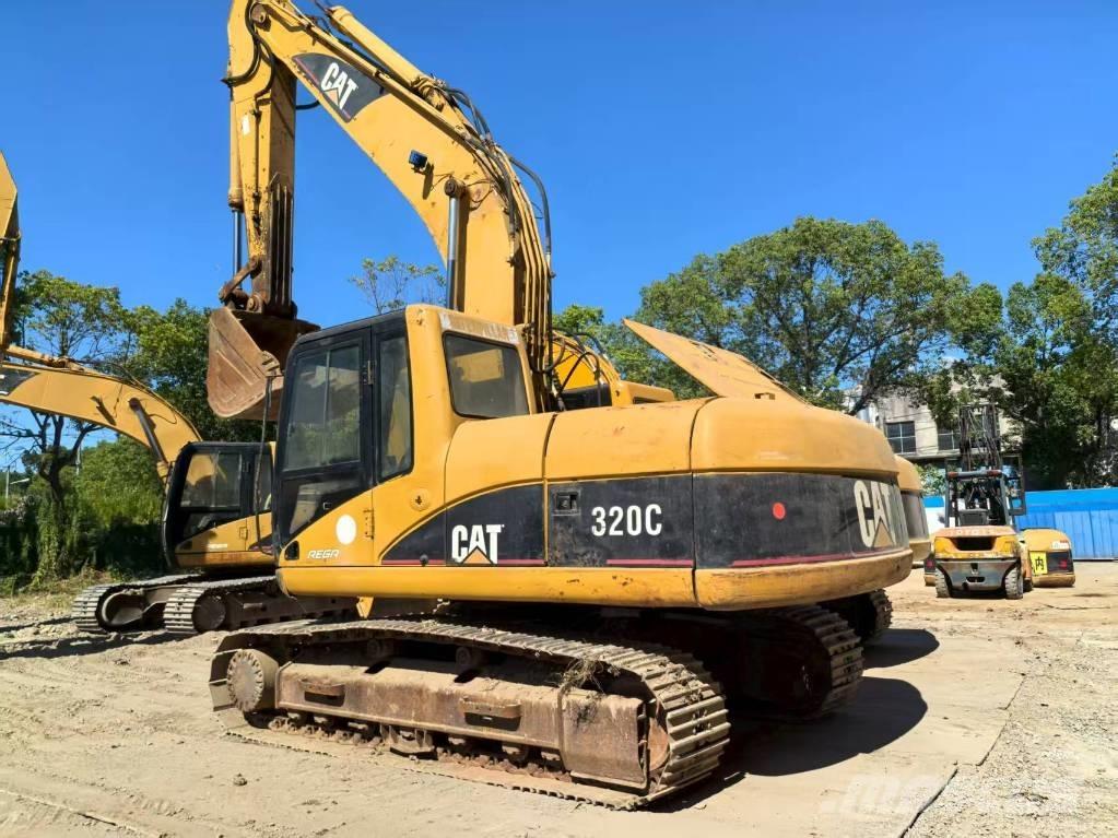 CAT 320C Rupsgraafmachines