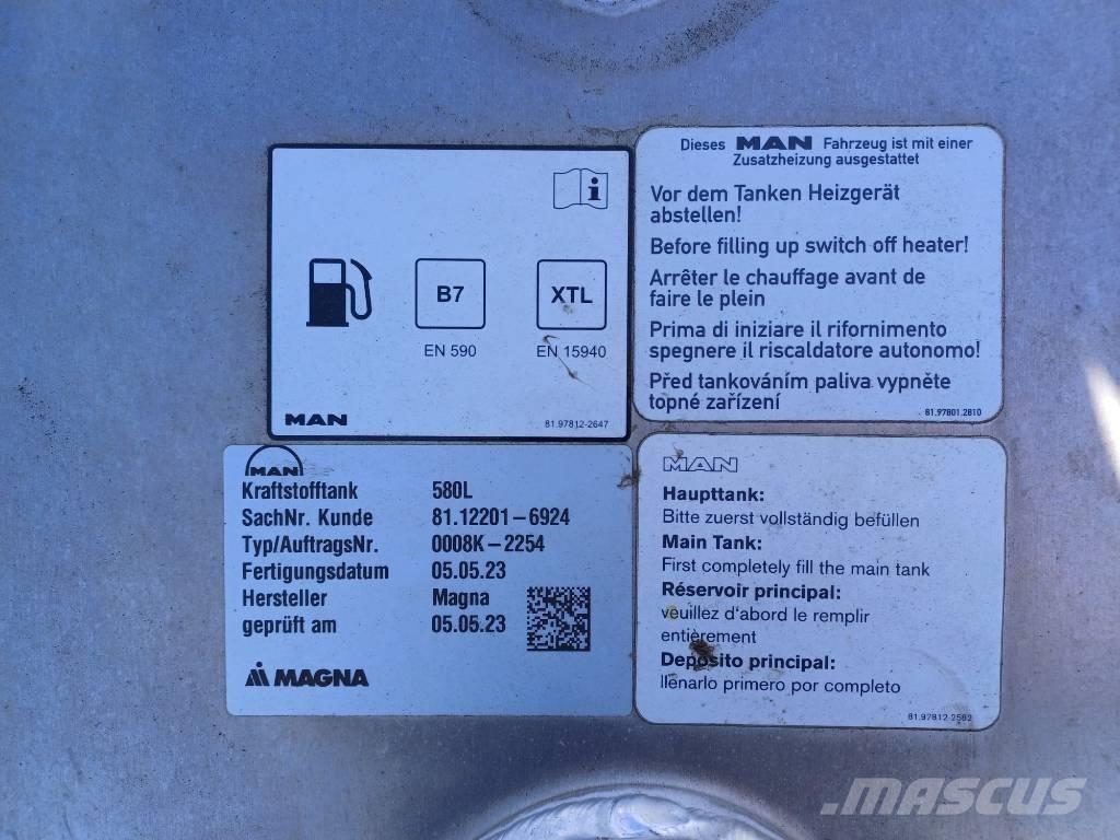 MAN Tank 580 liter Brandstof-en toegevoegde tanks