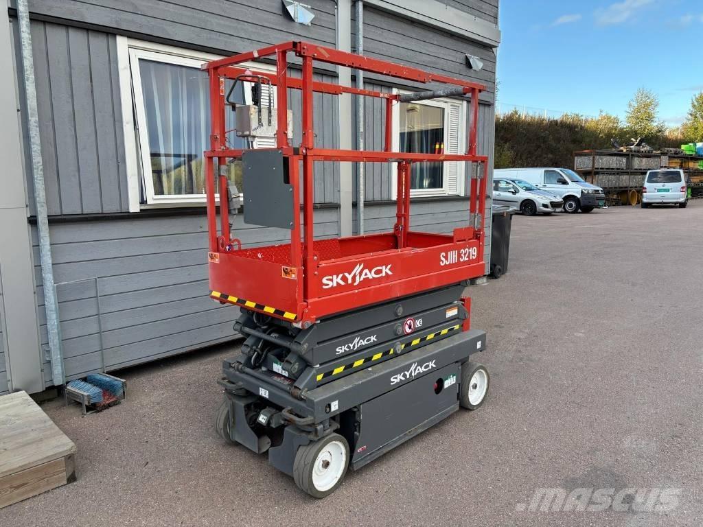 SkyJack SJ III 3219 Schaarhoogwerkers