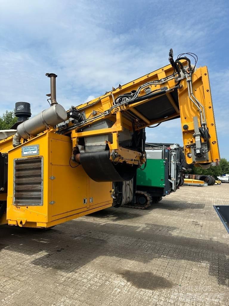 Backers 2-ta Mobiele zeefinstallaties