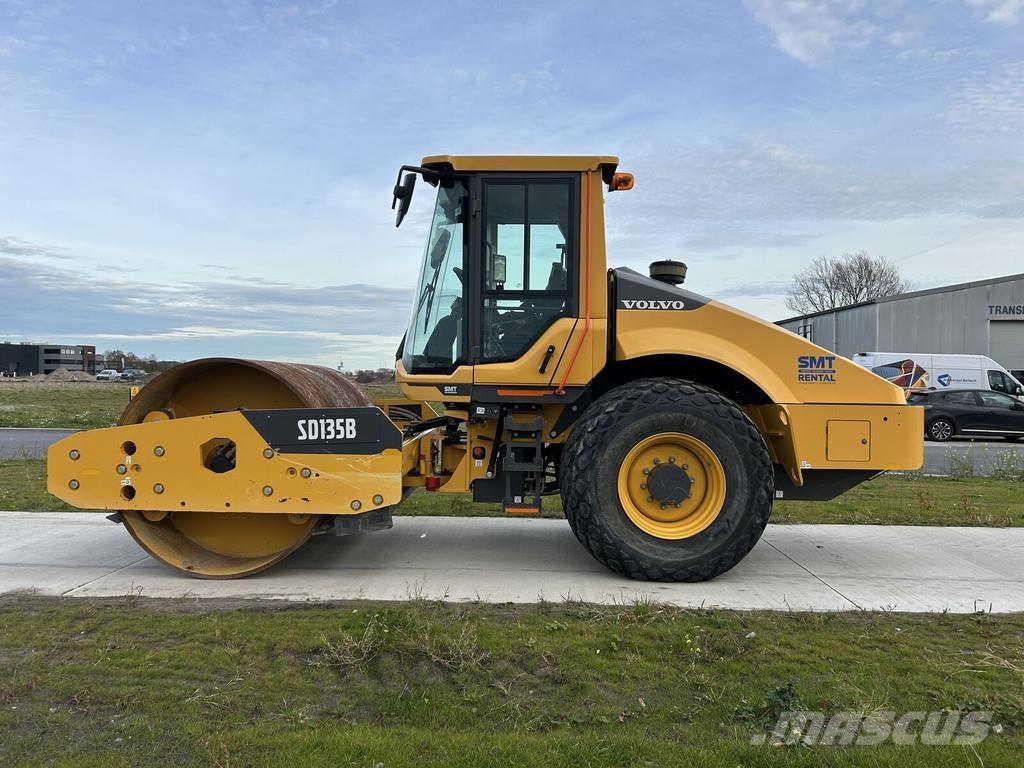 Volvo SD135B Trilrolwalsen