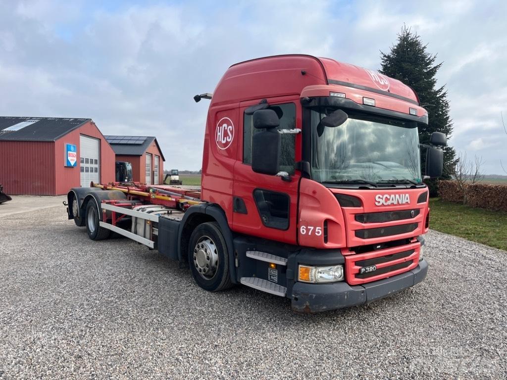 Scania P 320 Haakliften