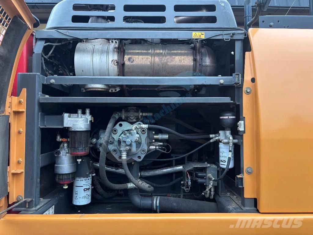 CASE CX 300 D Rupsgraafmachines