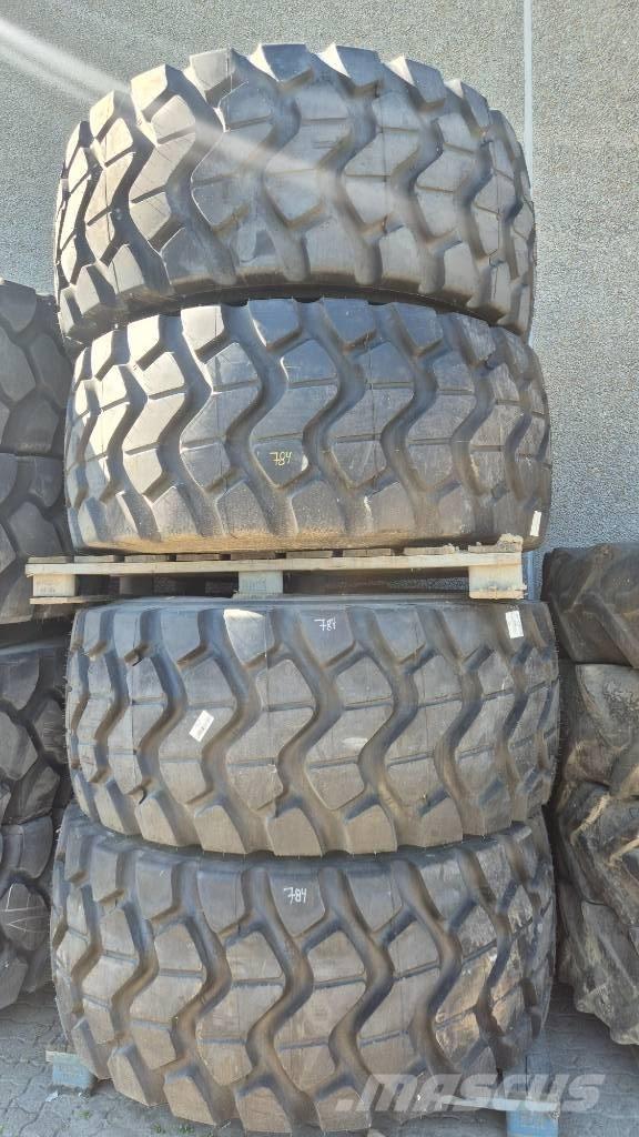 Petlas 29.5R25 Banden, wielen en velgen