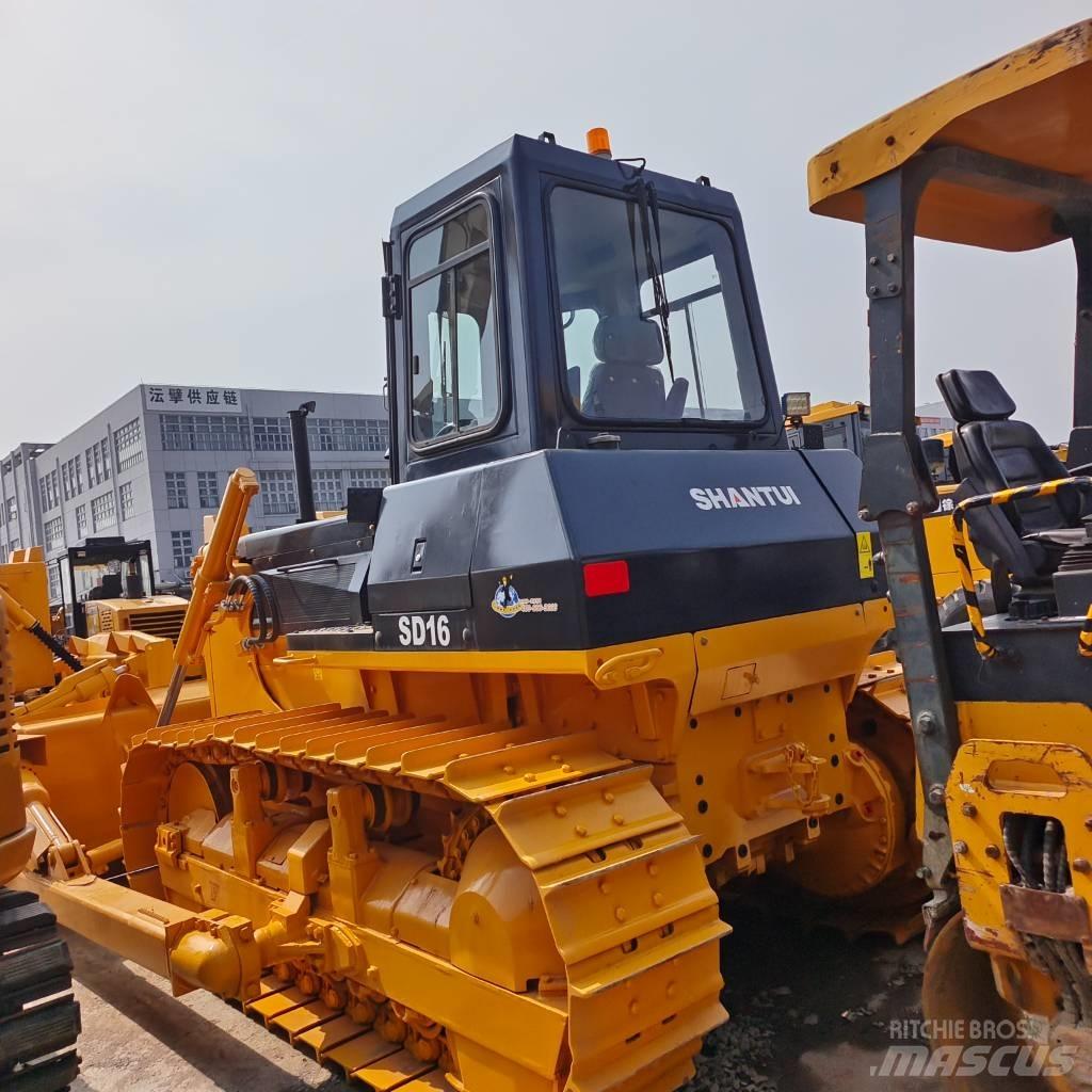 Shantui SD 16 Rupsdozers