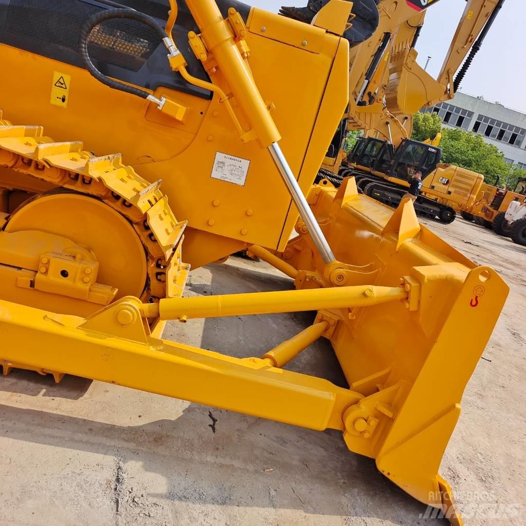 Shantui SD 16 Rupsdozers