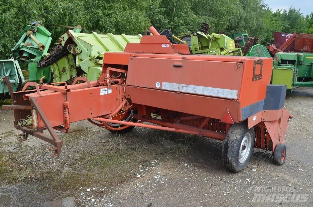 Deutz-Fahr HD490 Vierkante balenpers