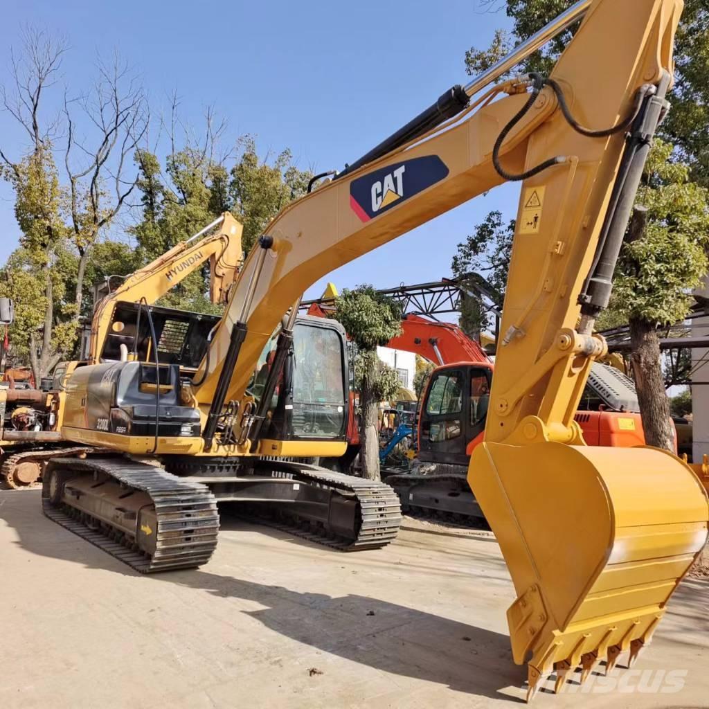 CAT 320 D L Rupsgraafmachines