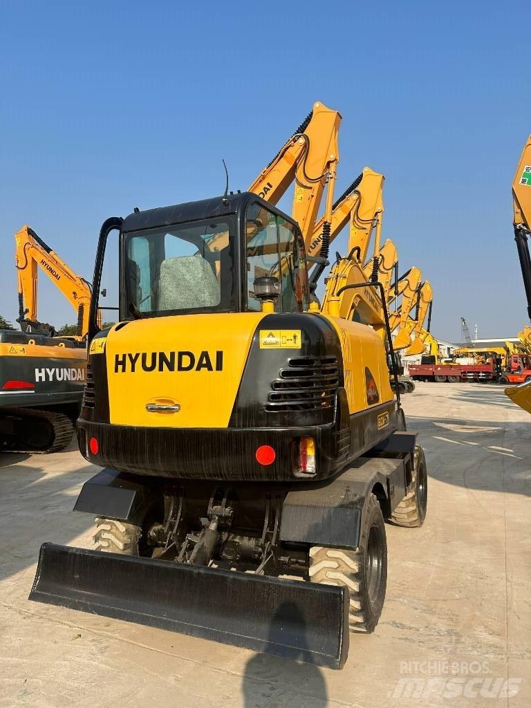 Hyundai Hyundai60W-7 Wielgraafmachines
