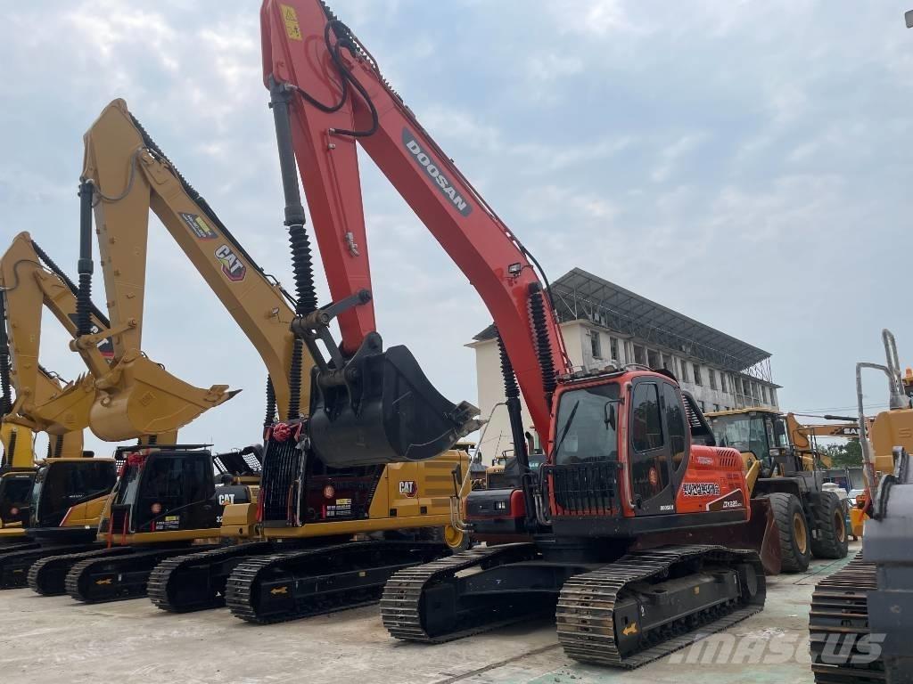 Doosan DX 225 LCA Rupsgraafmachines
