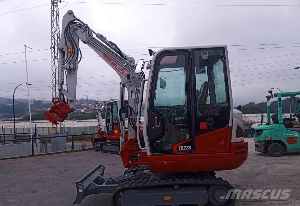 Takeuchi TB 230 Minigraafmachines < 7t