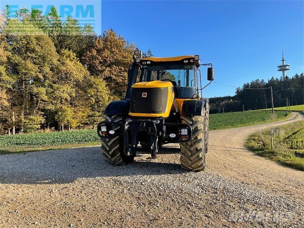 JCB fastrac 8250 Tractoren