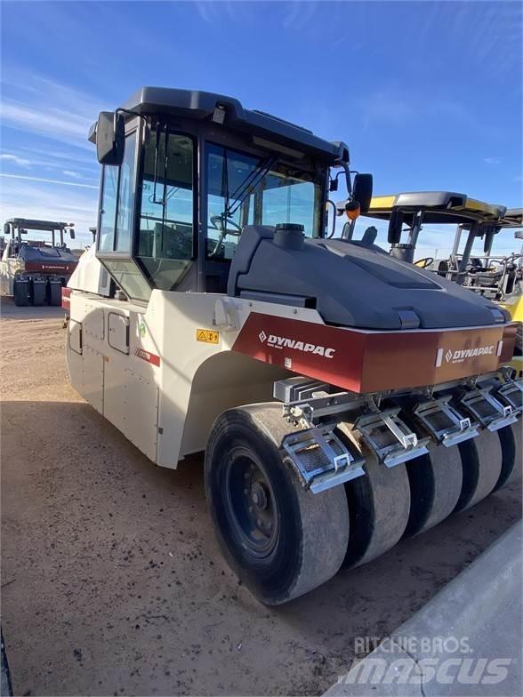 Dynapac CP2700 Bandenwalsen