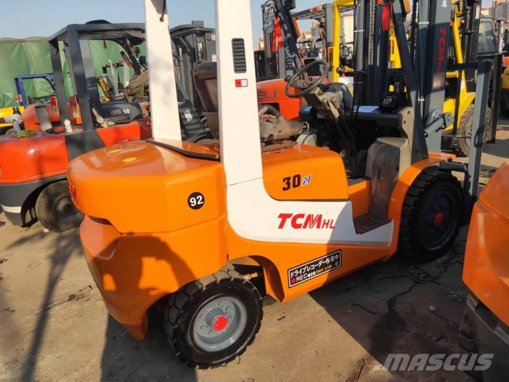 TCM FD30 Diesel heftrucks